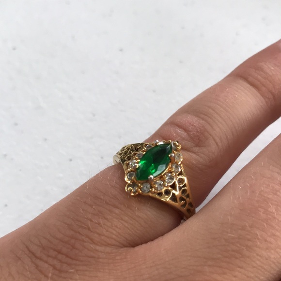 Vintage Emerald Stone with Accents 10K Gold Plated Ring - Picture 9 of 12